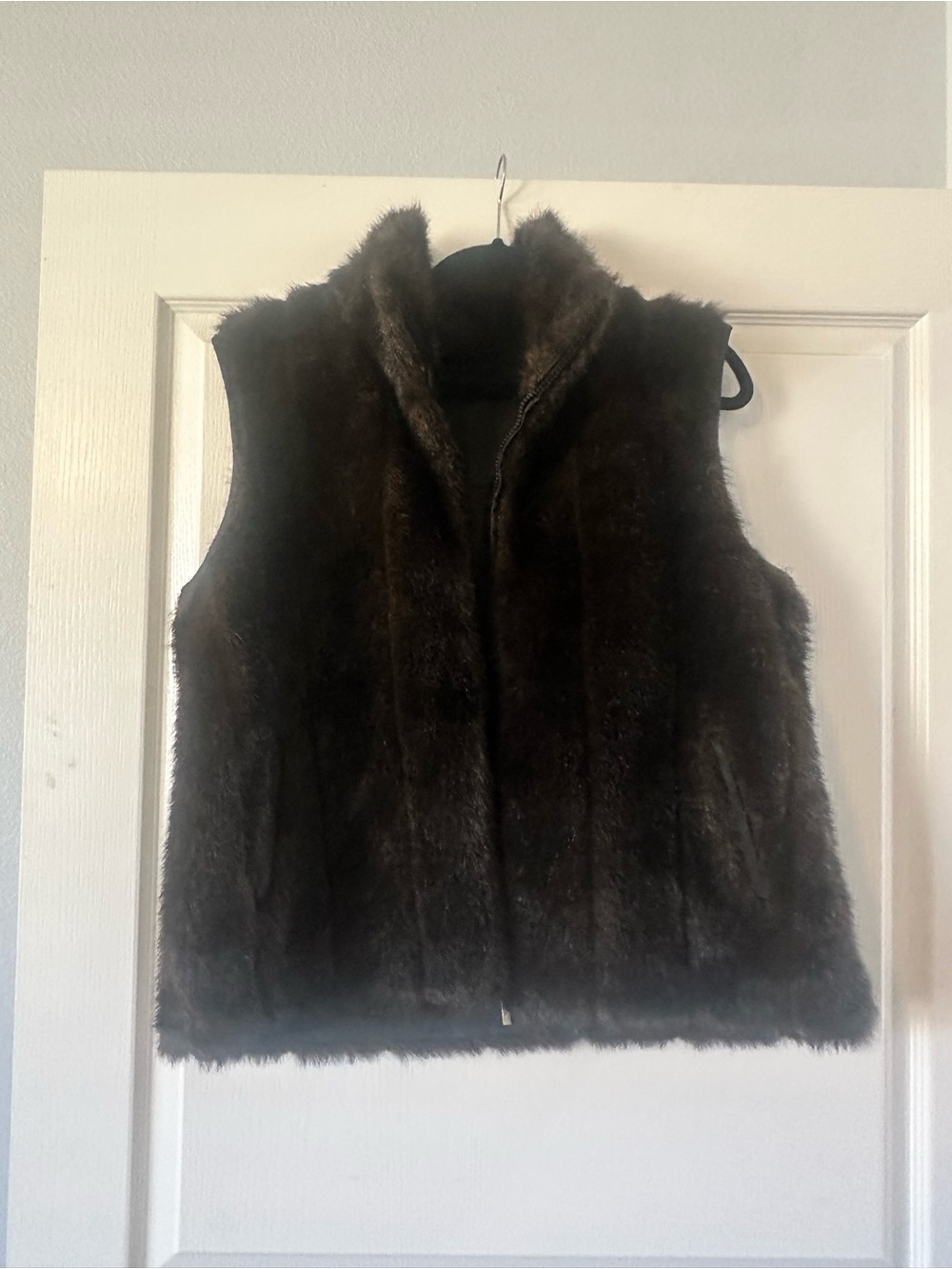Girls Brown Faux Fur Vest - Cozy Sleeveless Coat